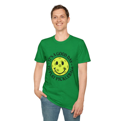 IT'S A GOOD DAY TO PLAY PICKLEBALL T-SHIRT