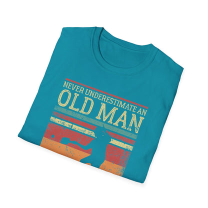 NEVER UNDERESTIMATE AN OLD MAN WITH PICKLEBALL PADDLE T-SHIRT